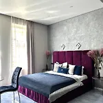 Family Boutique 4 * Lviv