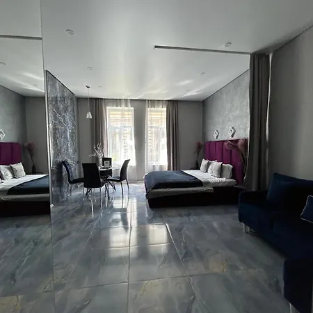 Апартаменти Family Boutique 4 *