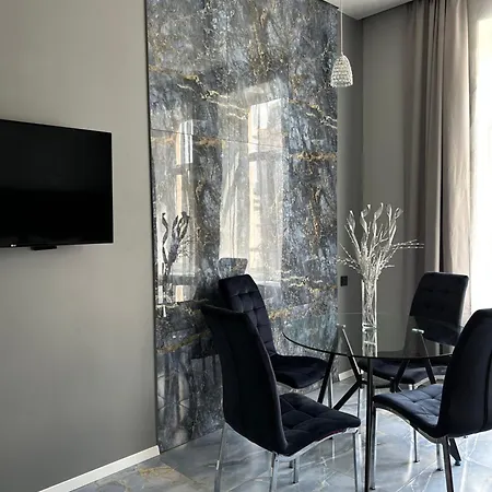 Family Boutique 4 Apartment *