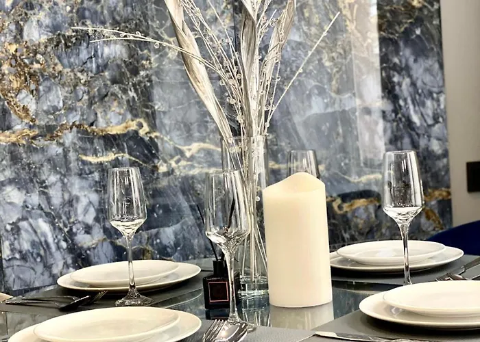 Family Boutique 4 * Lviv