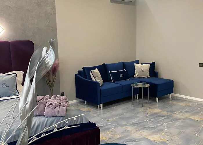 Family Boutique 4 公寓 *