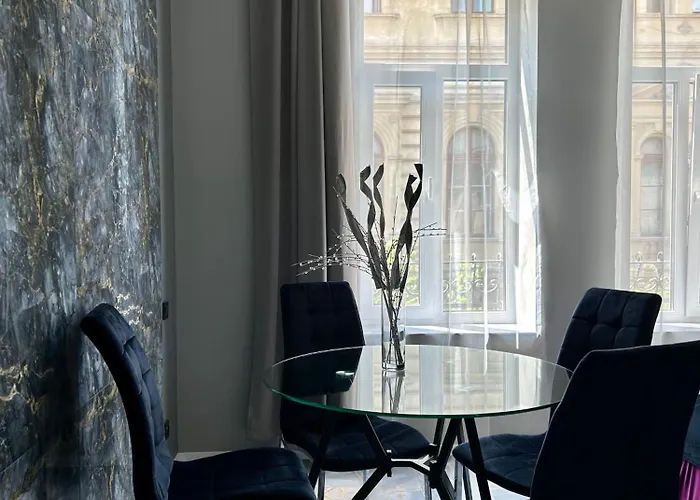 Family Boutique 4 Lägenhet Lviv