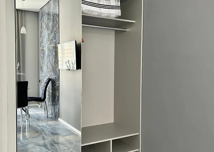 Family Boutique 4 公寓 *