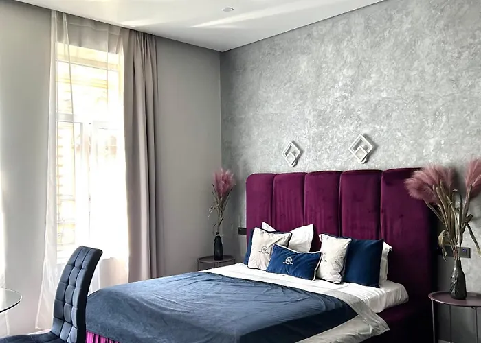 Family Boutique 4 * Lviv